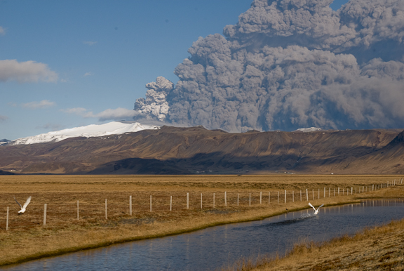 Eyjafjallajokull Eruption Ash Cloud Julia Staples_01